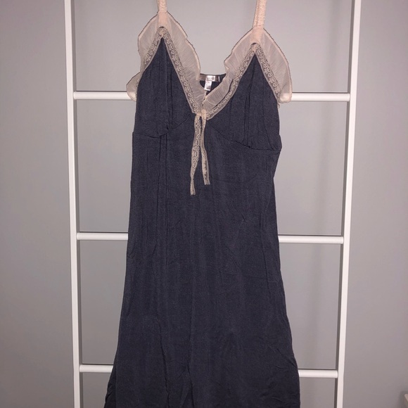 Victoria Secret Neglige Nightie Gray Cream Lace S - Picture 1 of 8